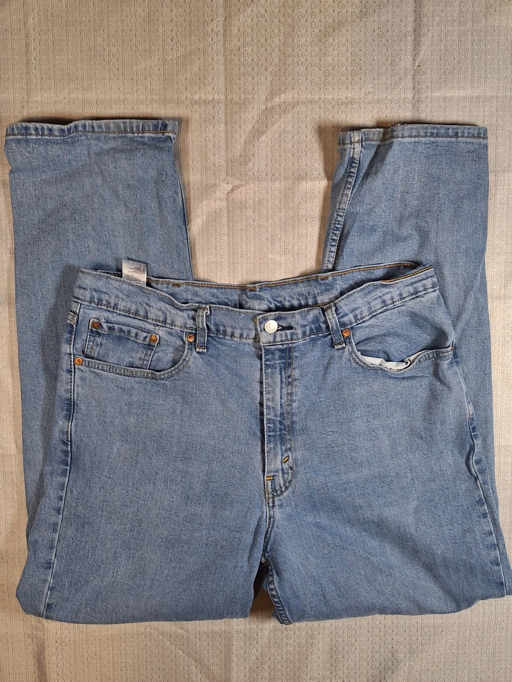 Levis levi 550